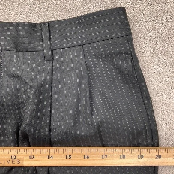 Jos A Bank Signature Gold Suit Mens 38R 32W 32L Black Pinstripe Gordon Wool Flaw - Picture 11 of 16